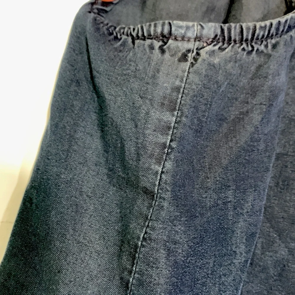 013 William Rast Floral Embroidered Button oversized Sleeveless Top Navy - Picture 3 of 4